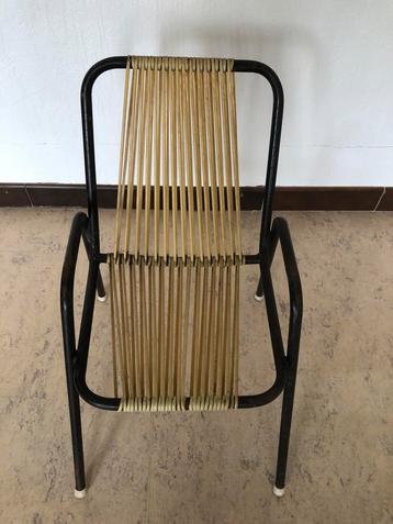 Chaise pour enfants beschikbaar voor biedingen