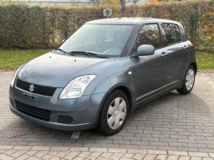 SUZUKI SWIFT 1.3i 168.000 KM ANNEE 2007 ESSENCE, Auto's, Suzuki, Particulier, Swift, ABS, Airbags, Airconditioning, Boordcomputer