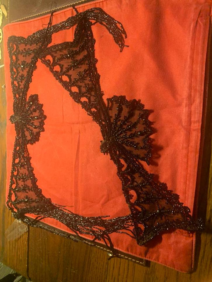 Antiek handgeborduurd jesp parure, Antiek en Kunst, Antiek | Kleding en Textiel, Dames, Ophalen of Verzenden