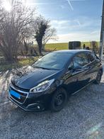 Peugeot 208 GT-Line nieuwe motor, Auto's, Peugeot, Voorwielaandrijving, 1199 cc, Leder en Stof, Zwart