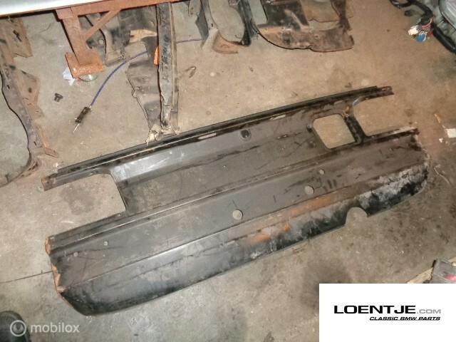 nieuw nos achterpaneel BMW e12 type 1 520 518 528 520i, Auto-onderdelen, Interieur en Bekleding, BMW, Gebruikt, Ophalen of Verzenden