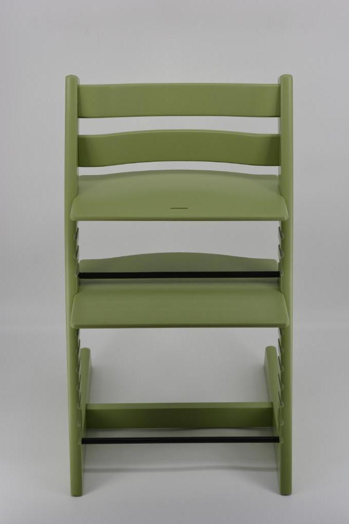 Stokke Tripp Trapp Moss Green – Refurbished nieuw model, Kinderen en Baby's, Kinderstoelen, Gebruikt, Meegroeistoel, Aanschuifbaar