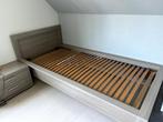 Op kot? Eénpersoonsbed nodig?, Huis en Inrichting, Slaapkamer | Bedden, Ophalen, 90 cm, Eenpersoons, Zo goed als nieuw