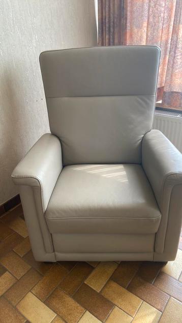 Leder salon echt leder beschikbaar voor biedingen