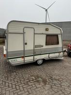 Chateau chiara 330 caravan compleet <750 kg, Caravans en Kamperen, Caravans, Tot en met 2, Particulier, Kachel, 500 - 750 kg