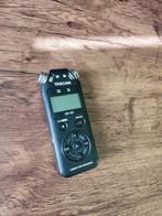 Tascam DR-05 linear PCM recorder, Ophalen of Verzenden, Gebruikt, Audio