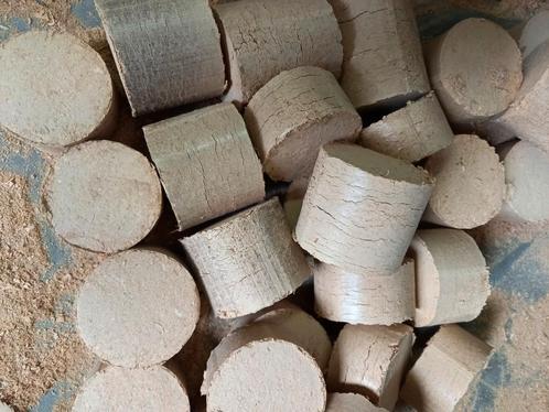 Briketten, Tuin en Terras, Brandhout, Ophalen