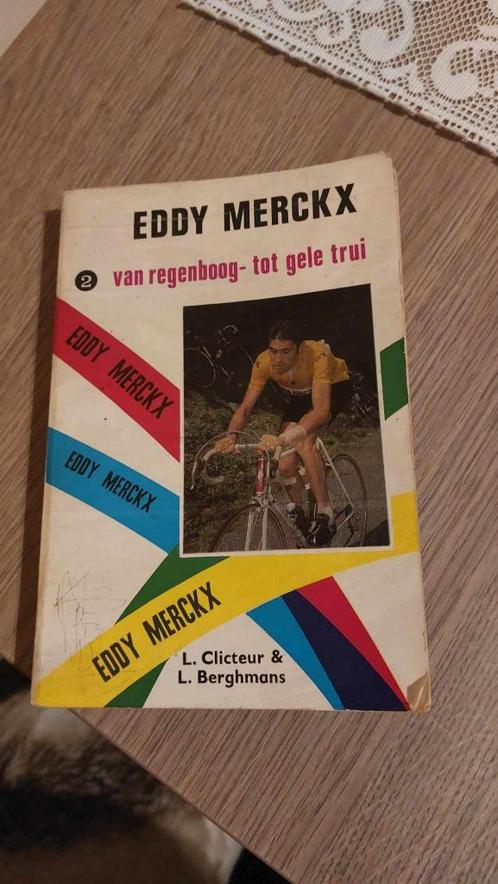 Eddy Merckx (2) van regenboog tot gele trui, Boeken, Sportboeken, Gelezen, Lopen en Fietsen, Verzenden