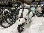 Vespa GTS Super Sport 125 Blanc, Scooter, Bedrijf, 125 cc, 11 kW of minder