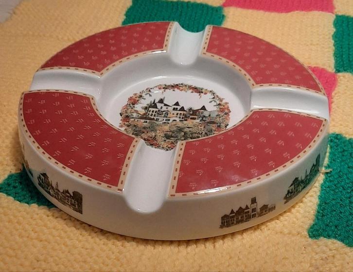 bidasoa gran hotel bahia del duque asbak sigaren LE 500, Verzamelen, Porselein, Kristal en Bestek, Zo goed als nieuw, Ophalen of Verzenden