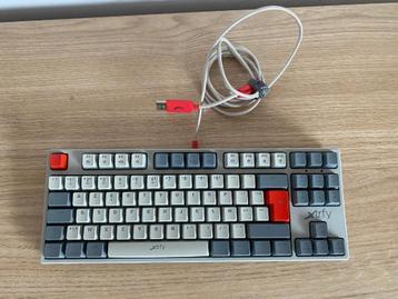 Clavier Cherry Xtrfy K4 tkl rgb retro beschikbaar voor biedingen