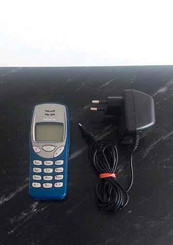 Nokia 3210 dark blue + originele oplader 