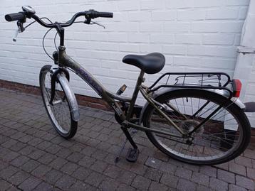 Meisjesfiets 24 inch beschikbaar voor biedingen