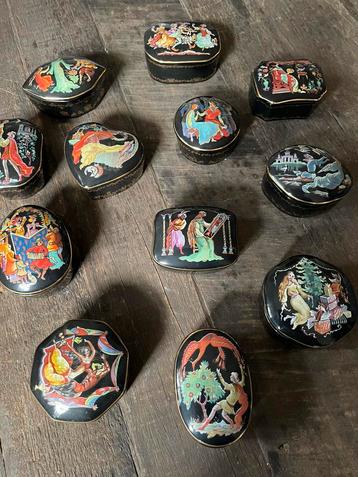 Franklin Mint Rusische muziekdoosjes porcelein beschikbaar voor biedingen