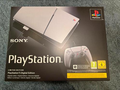 Playstation 5 Slim 30th anniversary edition, Games en Spelcomputers, Spelcomputers | Sony PlayStation 5, Nieuw, Playstation 5