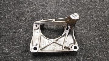 Motorsteun bracket links BMW 5 / 6 serie E60 E61 E63 E64 +LC beschikbaar voor biedingen
