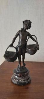2 bronzen beeldjes op granieten voet., Antiek en Kunst, Ophalen