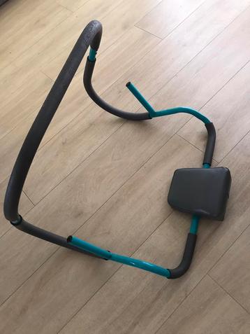 fitness toestel voor de buikspieren beschikbaar voor biedingen