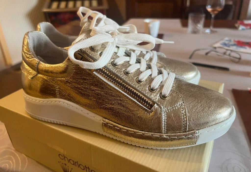 Charlotte of sweden, Enlèvement, Comme neuf