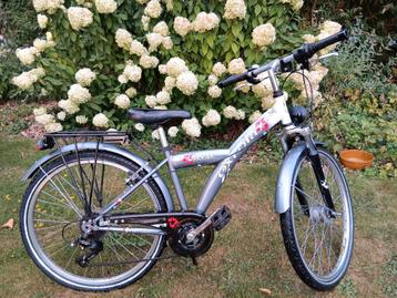 Jongensfiets Oxford met Shimano versnellingen en naafdynamo beschikbaar voor biedingen