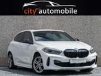 BMW 1 Serie 118 118iA PACK M CARPLAY BLUETOOTH GPS TOIT PANO, 1 Reeks, Gebruikt, 136 pk, Wit