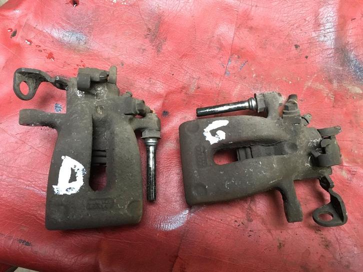 MACHOIRE DE FREINS ARRIERE OPEL ZAFIRA B, Auto-onderdelen, Remmen en Aandrijving, Opel, Gebruikt, Ophalen