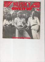 HUSKY - Give it up - Silence of Dreams, 7 inch, Single, Ophalen of Verzenden, Zo goed als nieuw