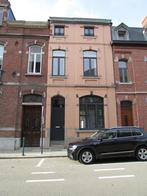 Maison à vendre à Charleroi, 199 m², Vrijstaande woning, 228 kWh/m²/jaar