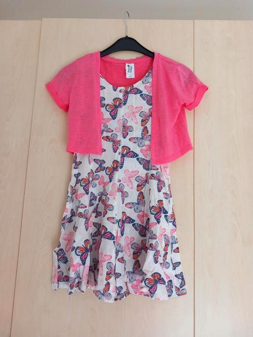Kleedje met vlinders en roze vestje 140, zeer goede staat, Kinderen en Baby's, Kinderkleding | Maat 140, Zo goed als nieuw, Meisje