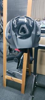 Diverse fietshelmen, Enlèvement, Comme neuf