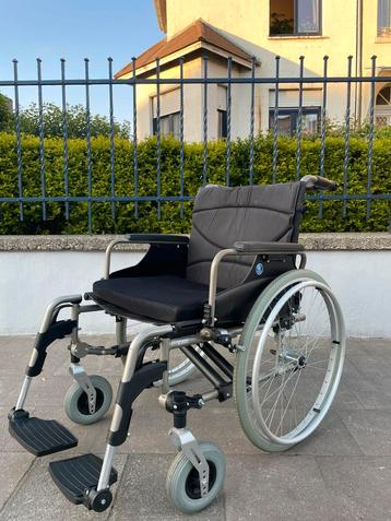 Vermeiren V 300 XXL opvouwbare rolstoel 55 cm nieuwstaat beschikbaar voor biedingen