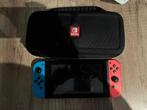Console Nintendo Switch + housse + carte sd 128 gb + manette, Games en Spelcomputers, Spelcomputers | Nintendo Switch, Met 2 controllers