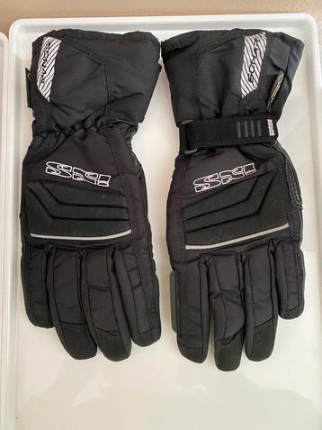 Motorhandschoenen iXS met Gore-Tex beschikbaar voor biedingen