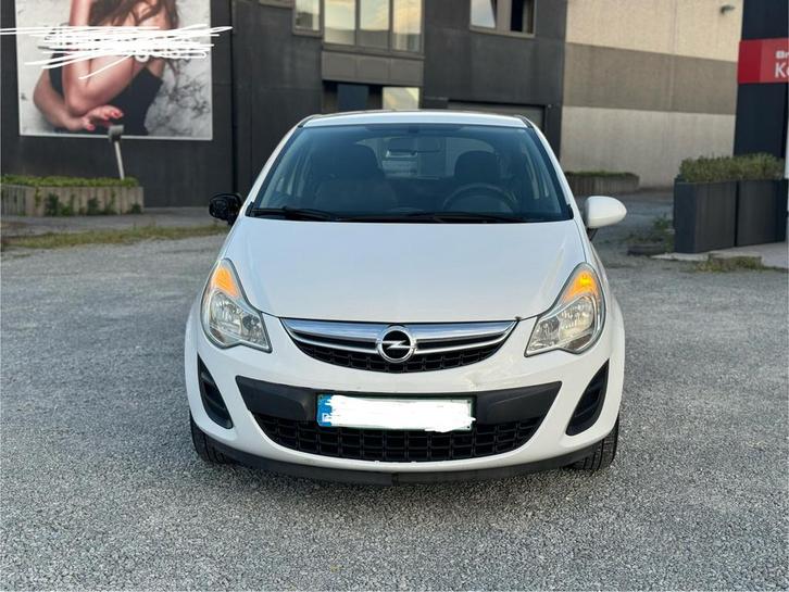 Opel corsa 1.2 benzine EURO5 219.000 km/2011, Auto's, Opel, Particulier, Te koop, Corsa, ABS, Airbags, Alarm, Centrale vergrendeling