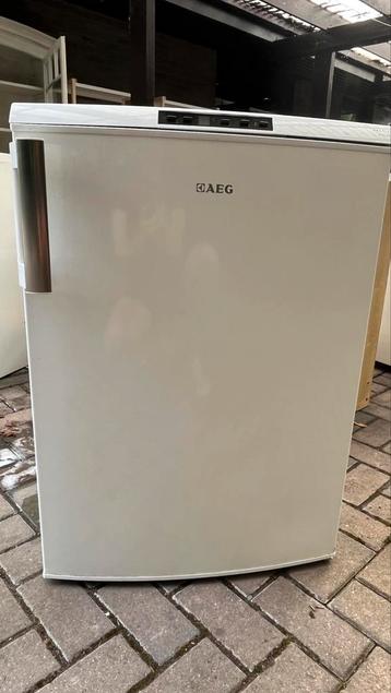 AEG Diepvriezer TT100FF – Compact tafelmodel beschikbaar voor biedingen