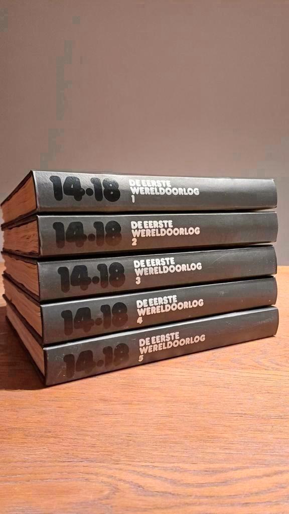 14-18 De Eerste Wereldoorlog (5delige verzamelband), Verzamelen, Speelkaarten, Jokers en Kwartetten, Gebruikt, Ophalen of Verzenden