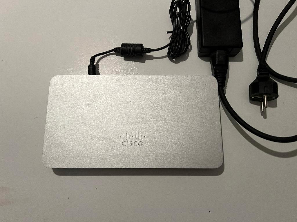 Cisco Meraki MX67 Firewall switch, Informatique & Logiciels, Commutateurs réseau, Comme neuf, Enlèvement ou Envoi