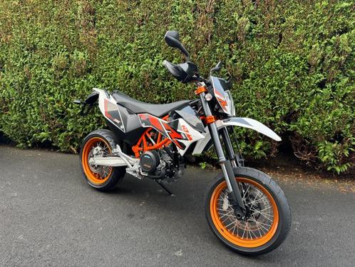 KTM - 690 SMC OU ABS, Motos, Motos | KTM, Entreprise, Moto de cross, plus de 35 kW, 1 cylindre, Enlèvement