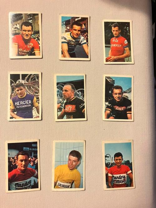 9 kaarten wielrenners Raymond Poulidor Felici Gimondi, Verzamelen, Foto's en Prenten, Gebruikt, Ophalen of Verzenden