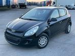 Hyundai i20 1.3i Benzine 57kw Euro 5 Année 2010, 139.000km, Auto's, Hyundai, Euro 5, Zwart, Bedrijf, I20