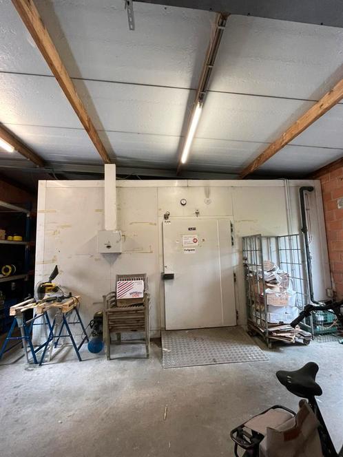Koelcel hoogte 3m diepte 3m80 lengte 5m50, Elektronische apparatuur, Vriezers en Diepvrieskisten, Gebruikt, Inbouw, Vrieskast