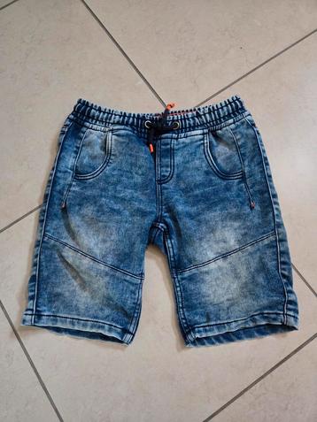 Korte jeans broek chapter young maat 140 beschikbaar voor biedingen