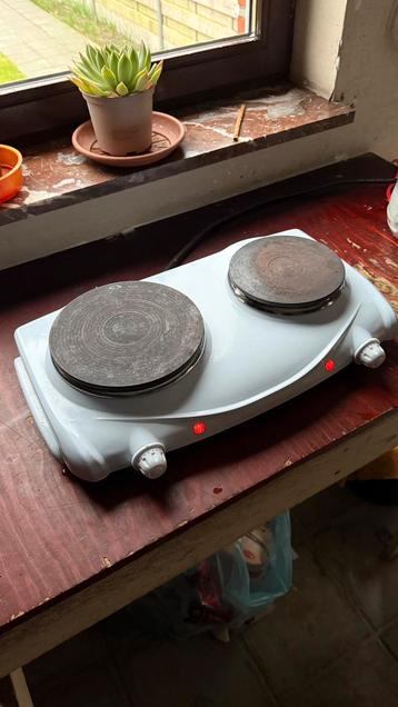 Elektrische kookplaat. beschikbaar voor biedingen