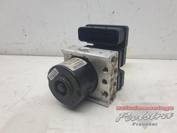 Pompe ABS d'un Renault Clio, Enlèvement ou Envoi, 3 mois de garantie, Utilisé, Renault