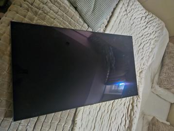 Television Bang and Olufsen plus stand beschikbaar voor biedingen