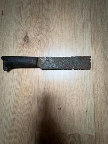 Découverte d'une machette américaine, Enlèvement ou Envoi, Armée de terre, Douilles ou Pièces de fouille