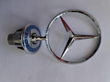 Emblème Mercedes neuf 