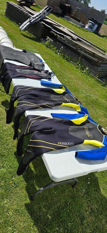 Wetsuits voor kinderen beschikbaar voor biedingen