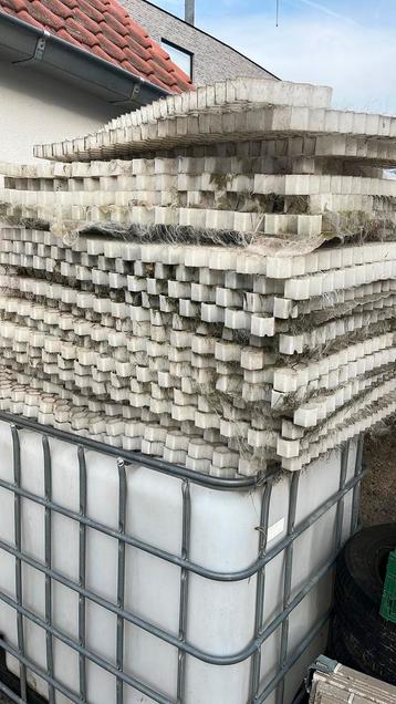 Kunststof honingraatmatten / grindmatten – 20 m² beschikbaar voor biedingen