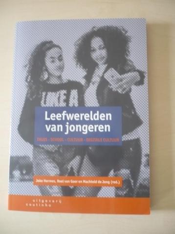 Boek didactiek/onderwijs: Leefwerelden van jongeren beschikbaar voor biedingen